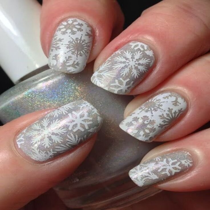 white & silver gel chirstmas nails