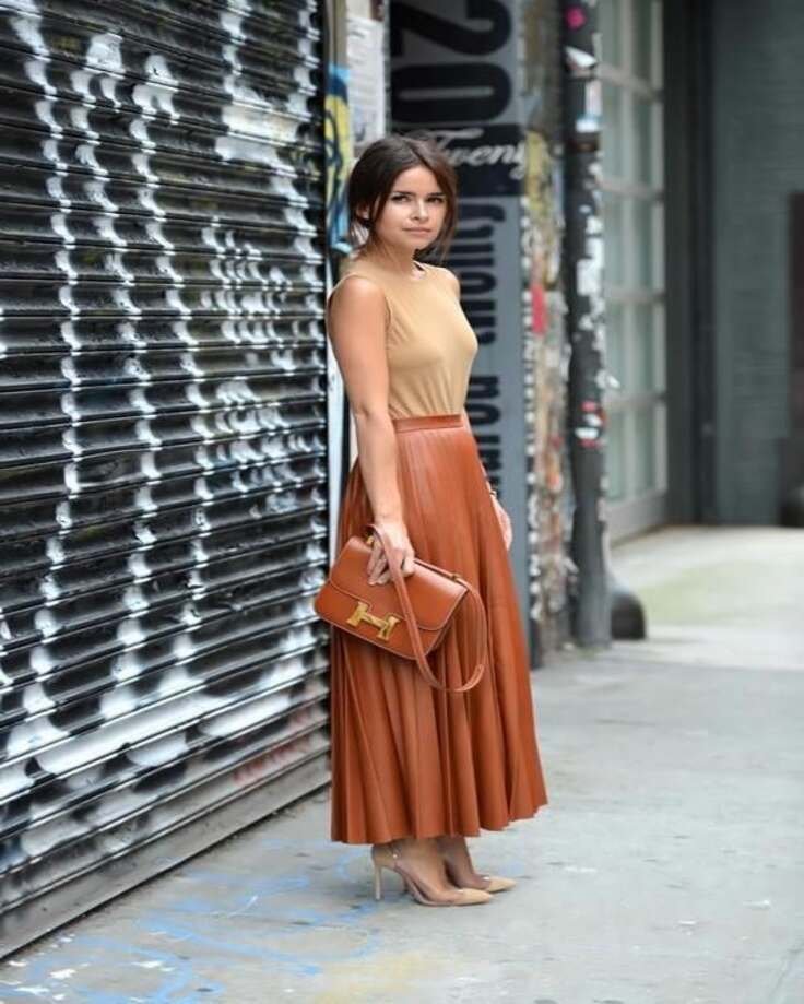 mocha mousse top n learther skirt